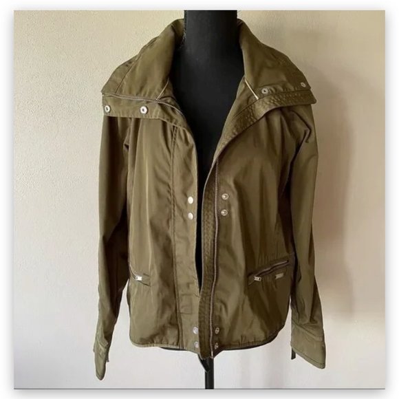 Abercrombie & Fitch Green Water and Wind Resistant Heavy Jacket - Picture 1 of 8